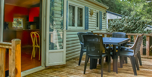 Flores&#8221; stacaravan met airconditioning, badkamer en keuken